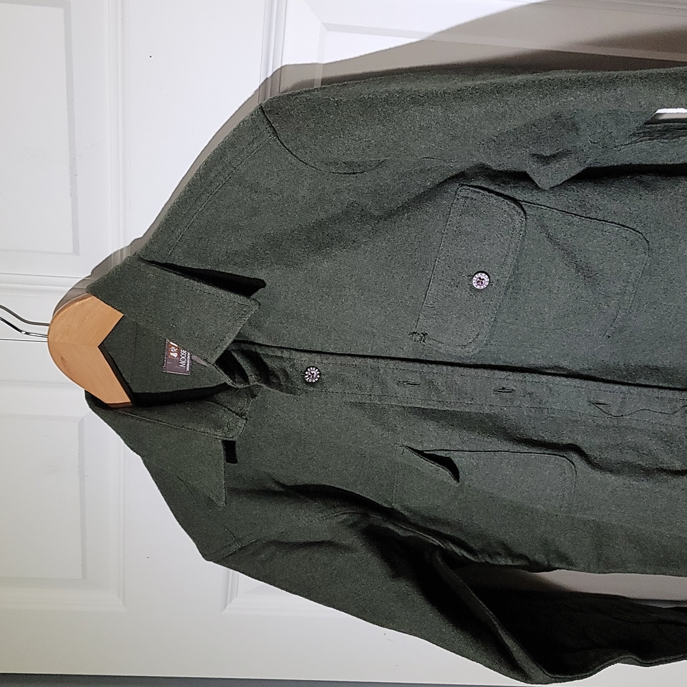 Men's Dark Olive Green Classic Button-Down Work Shirt